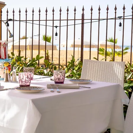 Romana Hotel 4*