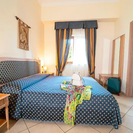 Romana 4* Porto Empedocle