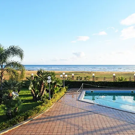 Romana 4* Porto Empedocle