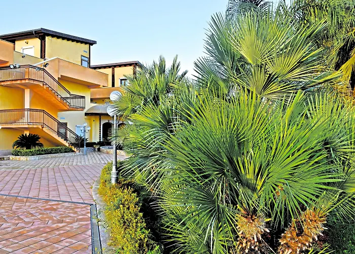 Romana 4* Porto Empedocle